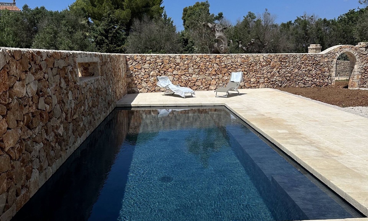 Patu Villa | SAN GREGORIO VILLA WITH SECULAR OLIVE GROVE, GARDEN, PORCH AND PRIVATE POOL