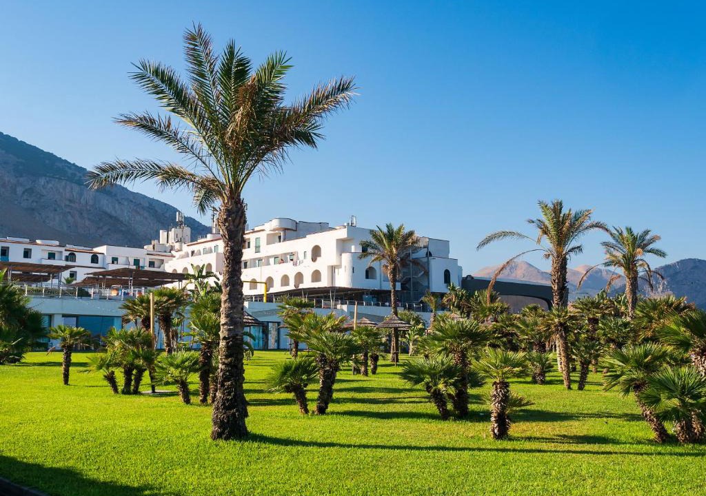 Isola delle Femmine Hotel | Saracen Sands Hotel & Congress Centre - Palermo