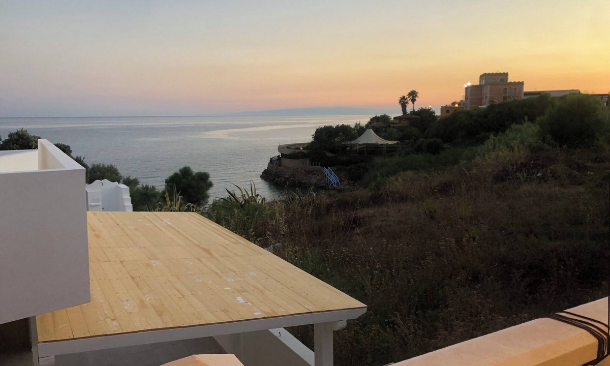 Isola di Capo Rizzuto Apartment | Sea Terrace