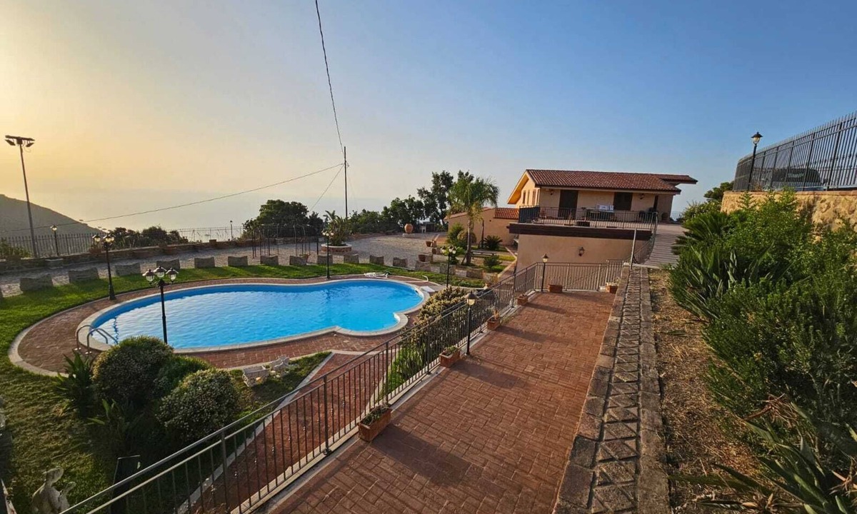 Cefalu Hotel | Sea Terrace Resort