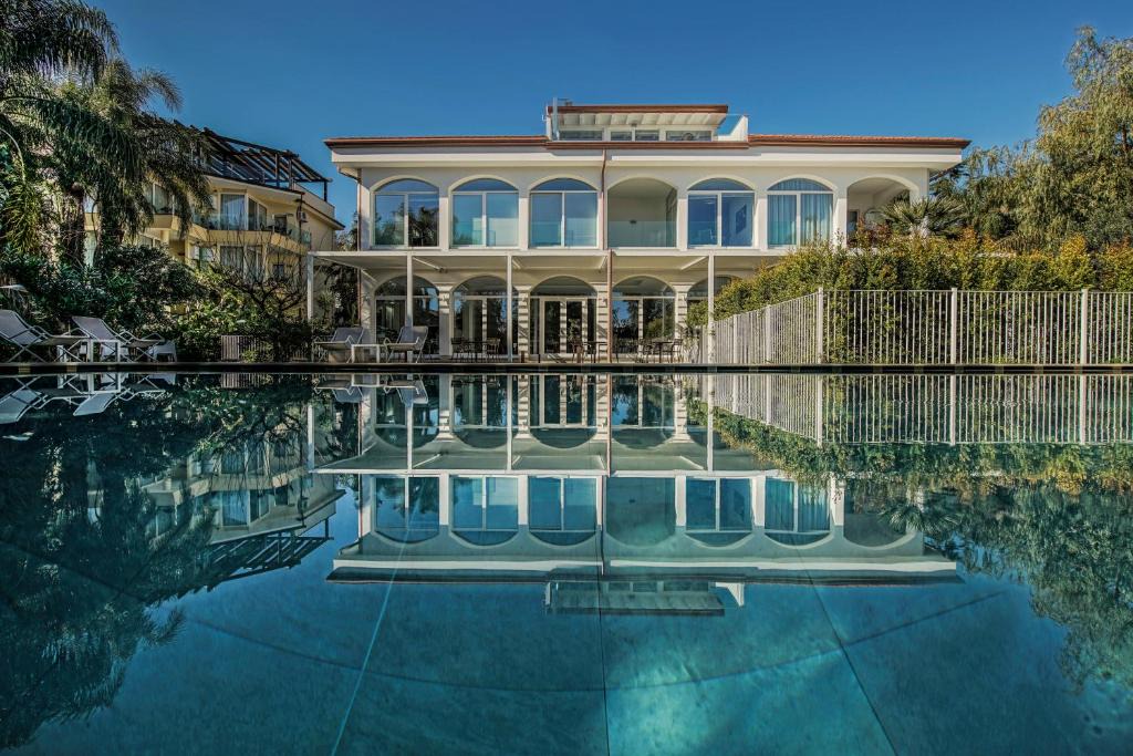 Aci Catena Apartment | Sicilia's Art Hotel & Spa