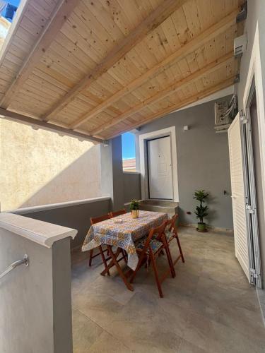 Lampedusa Apartment | Sole&Sale