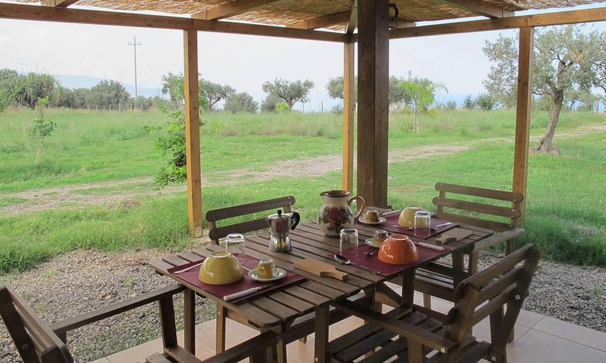 Caronia House | Special offer! Bungalow under the stars in the countryside 2 km from the sea.