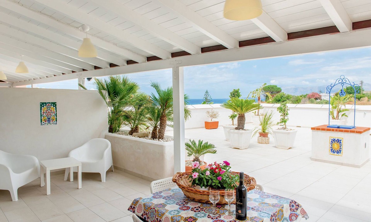 Alcamo Marina Apartment | Splendid apartment in villa 200 meters from the beach wifi rental car