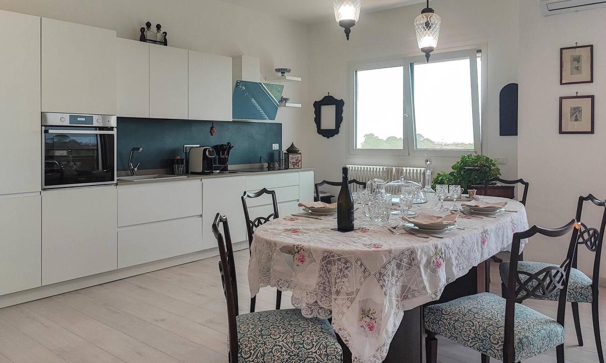 Bagheria Apartment | Stunning apartment in Bagheria with WiFi