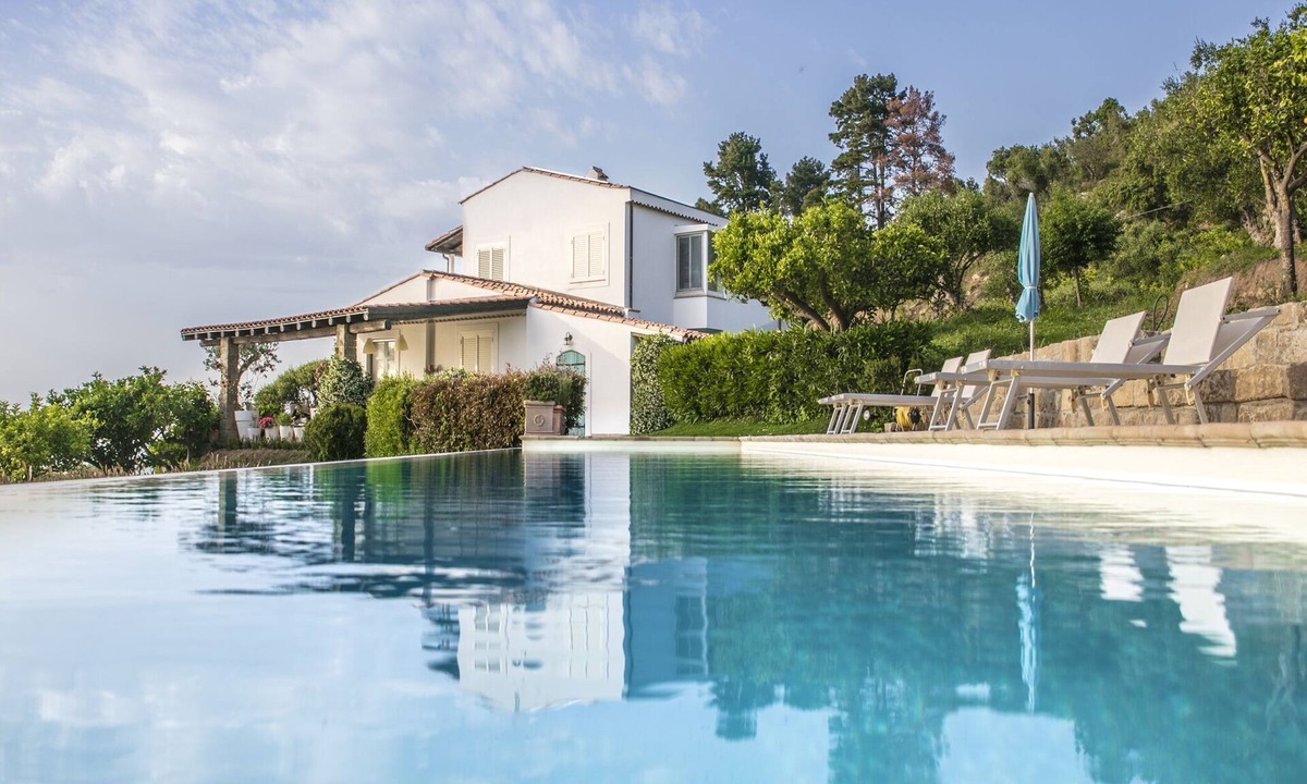 Catute Villa | Stunning hillside villa with pool overlooking the sea