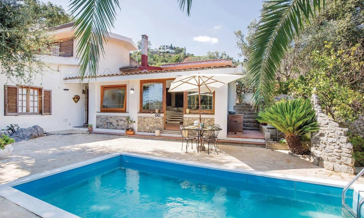 Copanello House | Stunning home in Staletti -CZ-