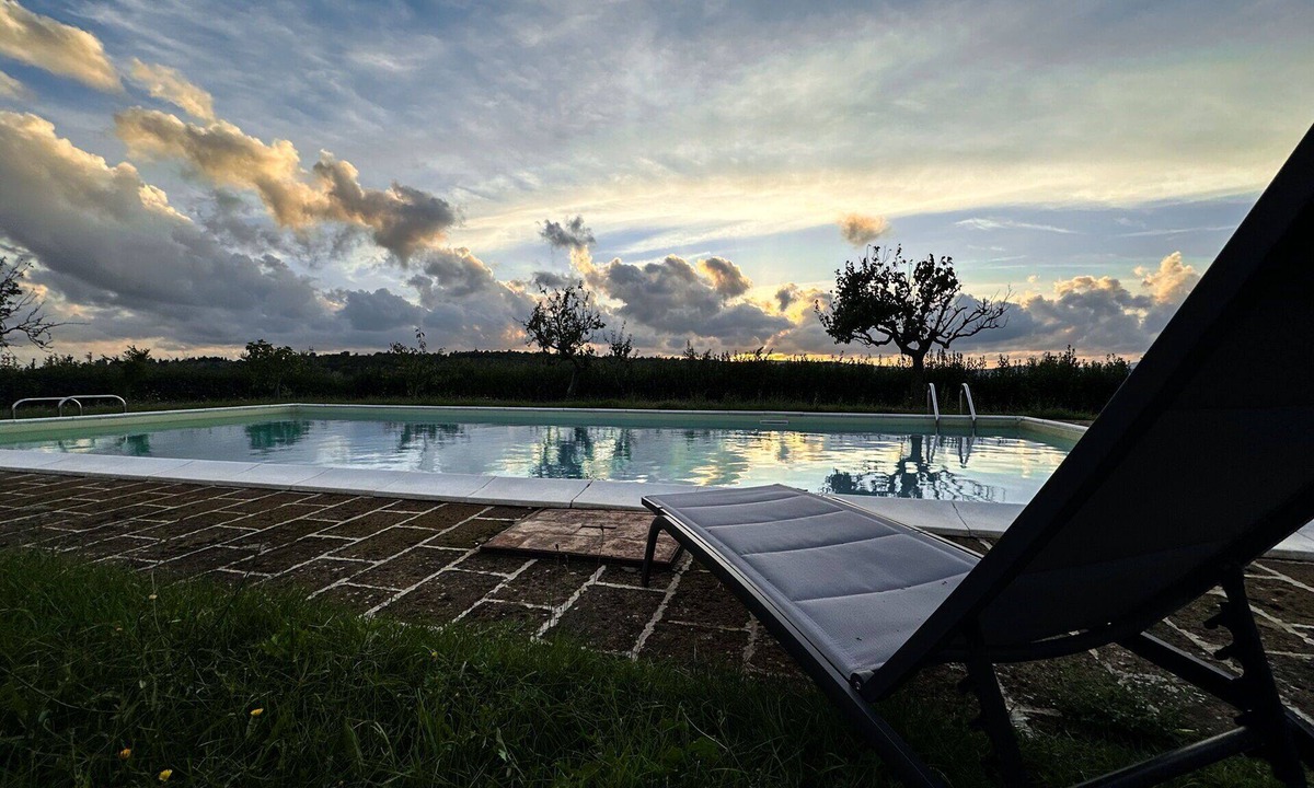 Fratta Villa | Stunning private villa for 20 people with private pool, WIFI, TV, patio and panoramic view