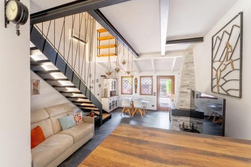 Quartiere XX Ardeatino Villa | Suede Loft Retreat, Charm, Relax Private Parking