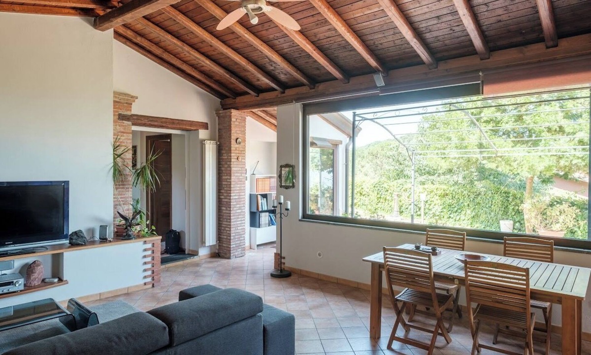 Trecastagni Villa | "Sunrise over the sea and relaxation on Etna: Green oasis near the pearls of Sicily.