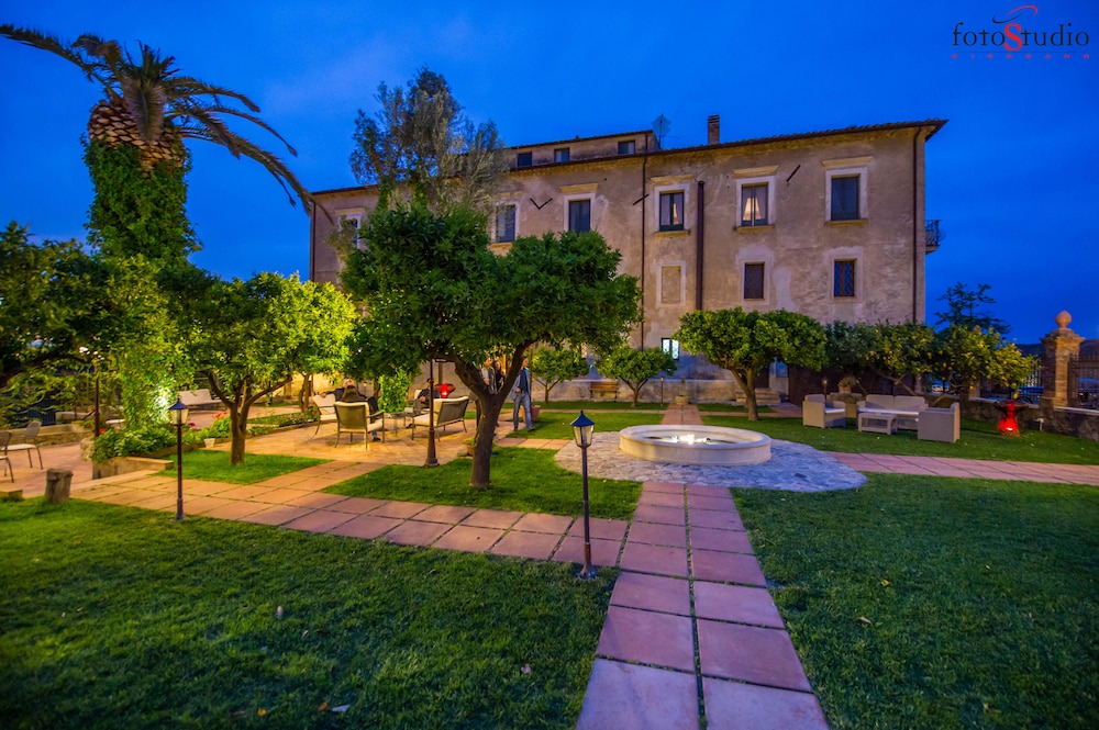 Rossano Hotel | Tenuta Ciminata Greco