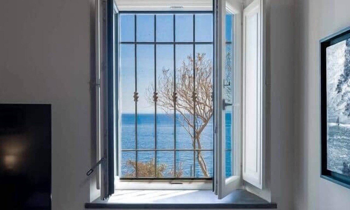 Lipari Historic Centre House | The House in the Piazzetta