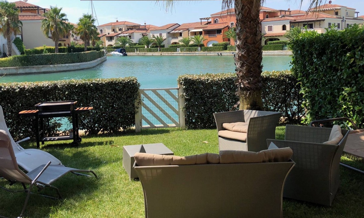 Policoro House | THE HOUSE IN THE SEA - IN THE EXCLUSIVE MARINAGRI RESIDENTIAL CENTER - POLICORO