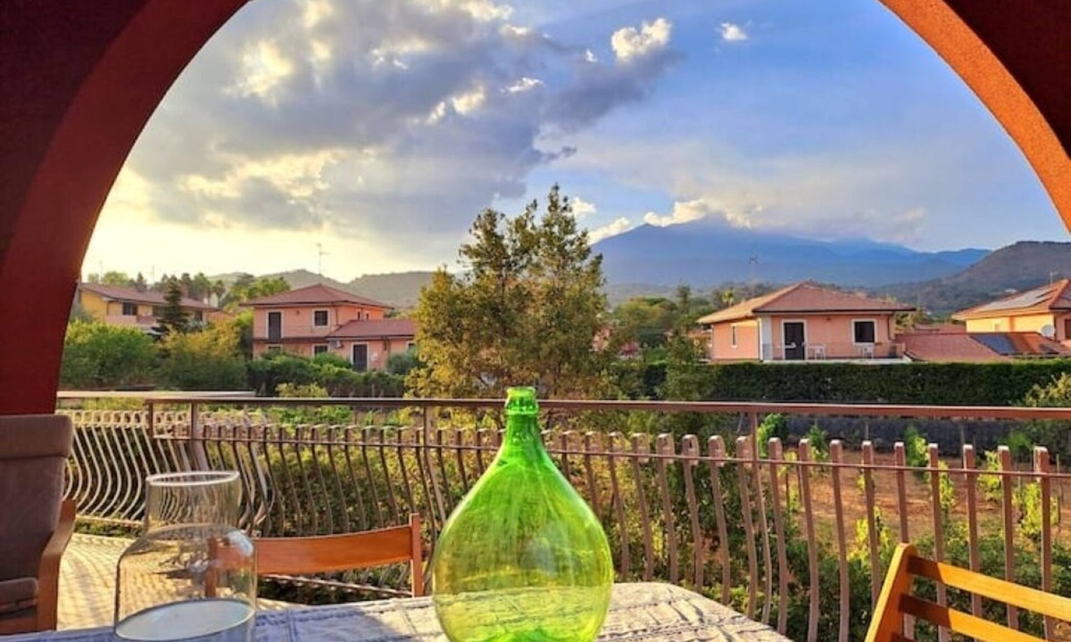 Trecastagni Apartment | The Little Vineyard