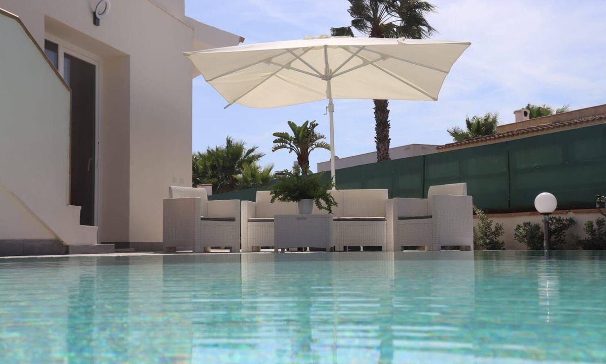 Tre Fontane House | "The Pearl of Sicily" with salt infinty pool