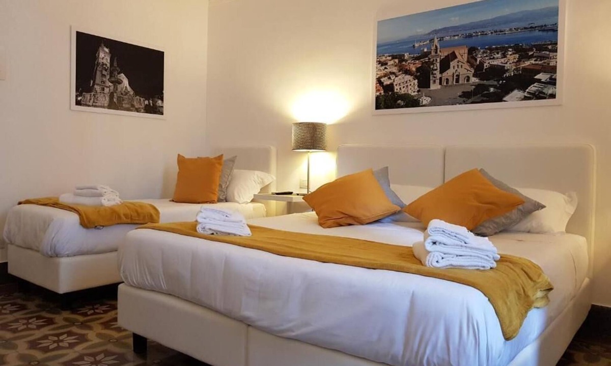 Quartieri Nuovi della Mosella House | The Rooms of Piazza Cairoli, Luxury Triple Room