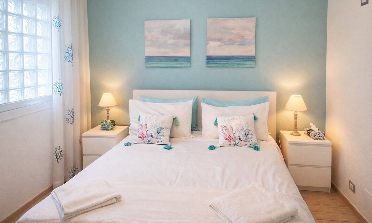 Santa Teresa di Riva House | The Sisters a stone's throw from Taormina
