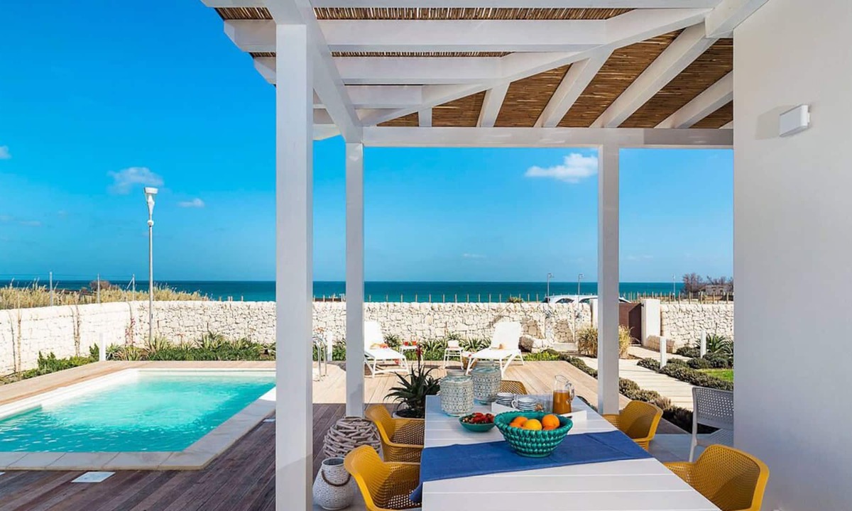 Reitani Villa | Three villas next to each other, sea front with private pools