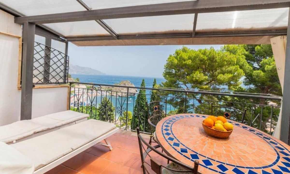 Mazzaro Condo | ToviMar Apartments