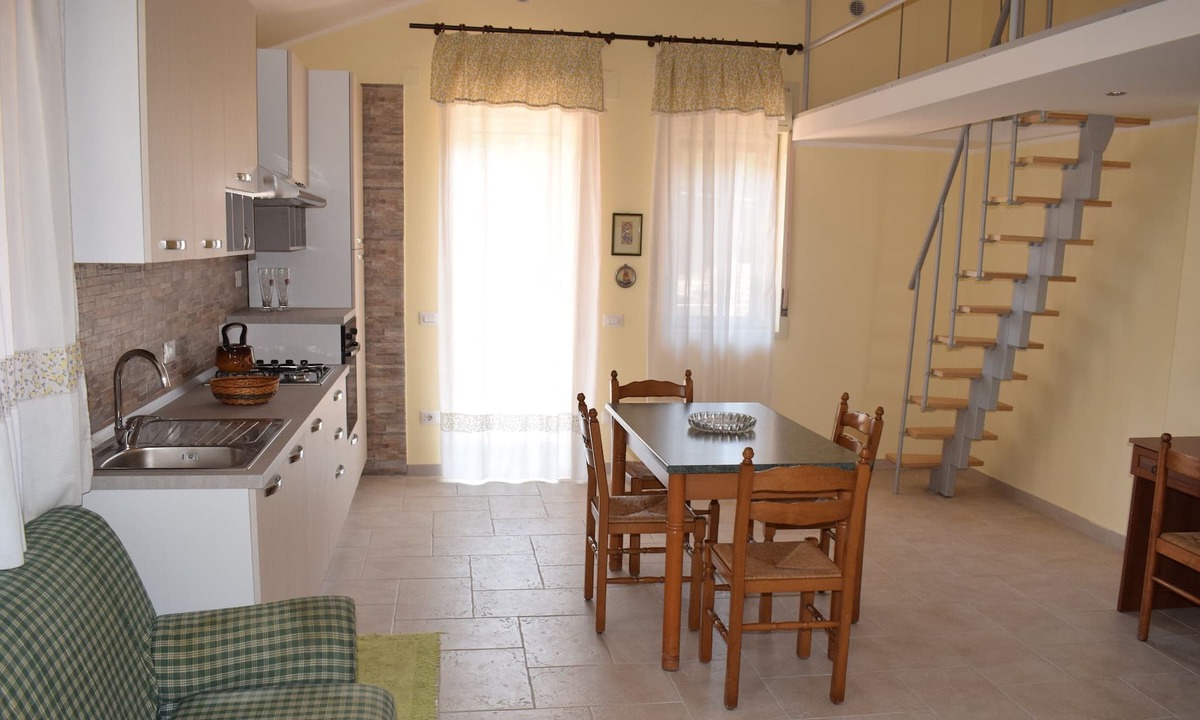 Vaccarizzo Apartment | Traditional Vaccarizzo residence