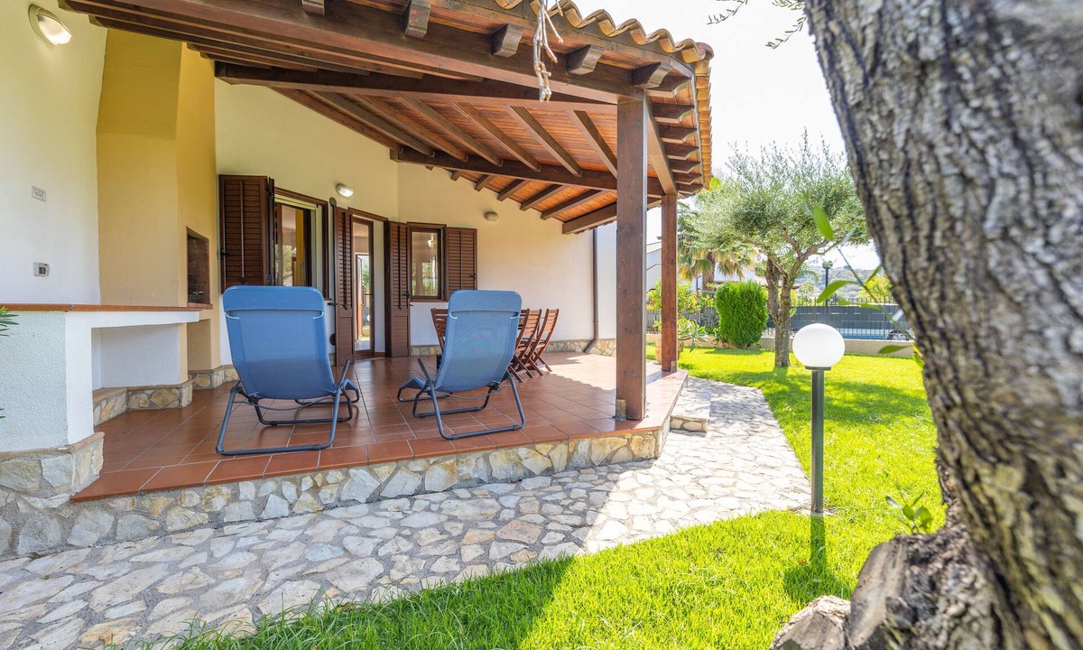 Piana Calzata Villa | Two-level villa with private garden. Sleeps 12