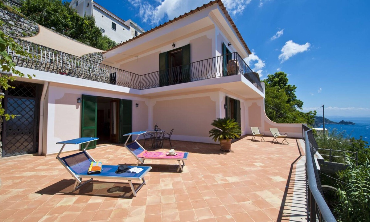Bomerano Villa | Typical house of the Amalfi coast