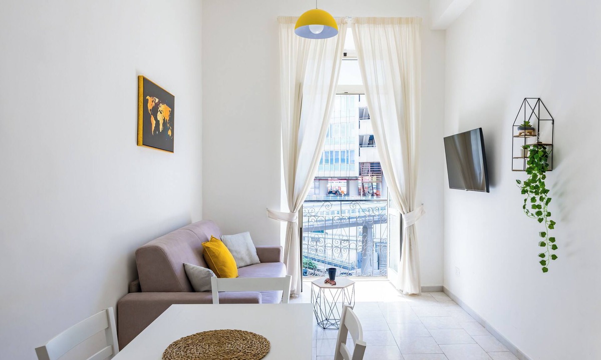 Vasto Apartment | Urban Base Garibaldi by NapoliApartments