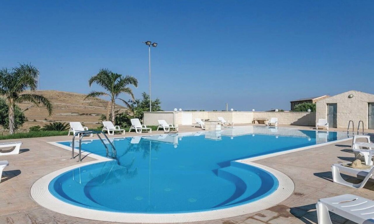 Ragusa House | Vacation Home in Comiso with 2 bedrooms sleeps 7