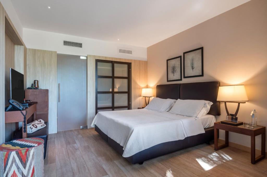 Cefalu Hotel | Vallegrande Nature Resort by Geocharme