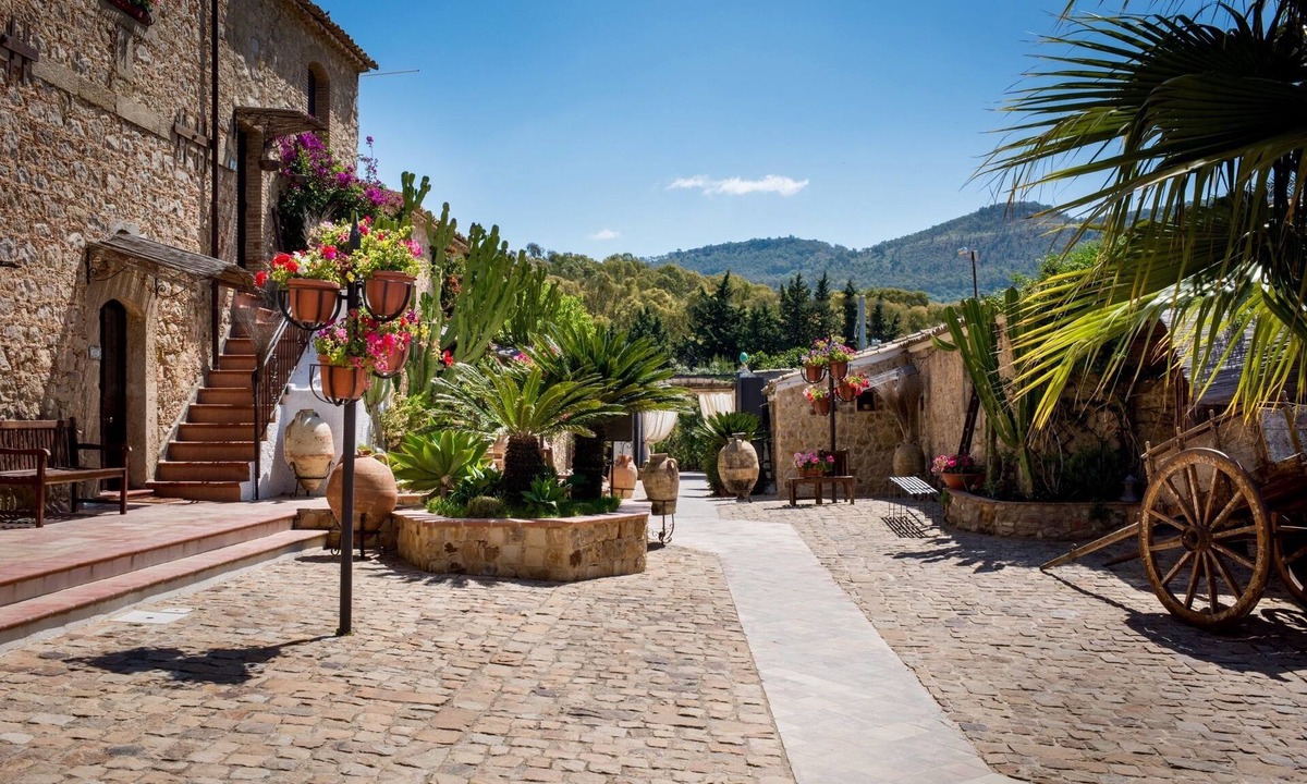 Caltagirone Other | Vecchia Masseria