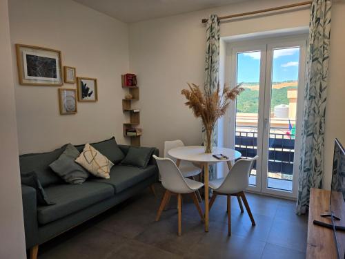 Caltavuturo Apartment | VeraLuce