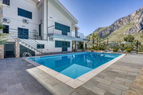 Capo Zafferano Apartment | VFH Residence Flavia -Tre Piscine