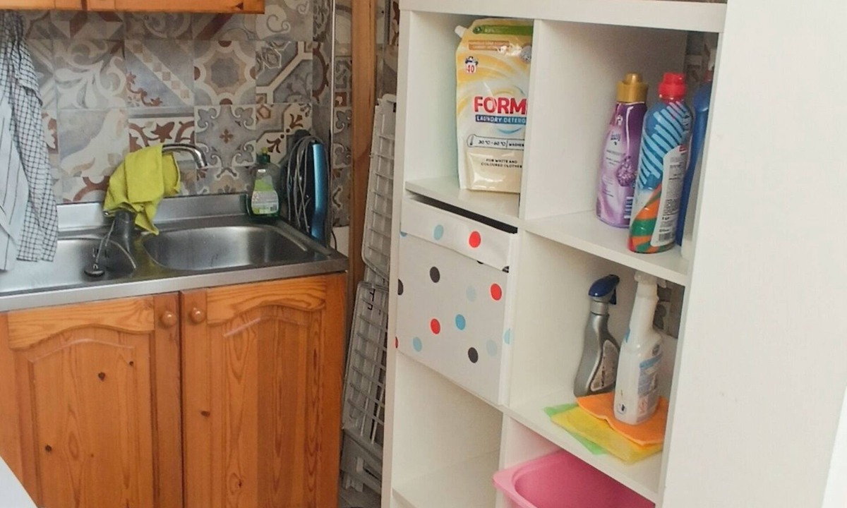 Cibali Apartment | Via Susanna suitable for families. Hellie's Home