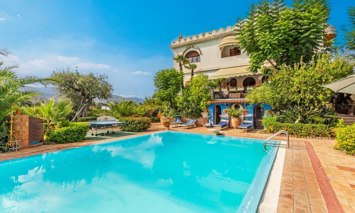 Trappitello Villa | Villa 'Alkantara' with Mountain View, Wi-Fi and Air Conditioning