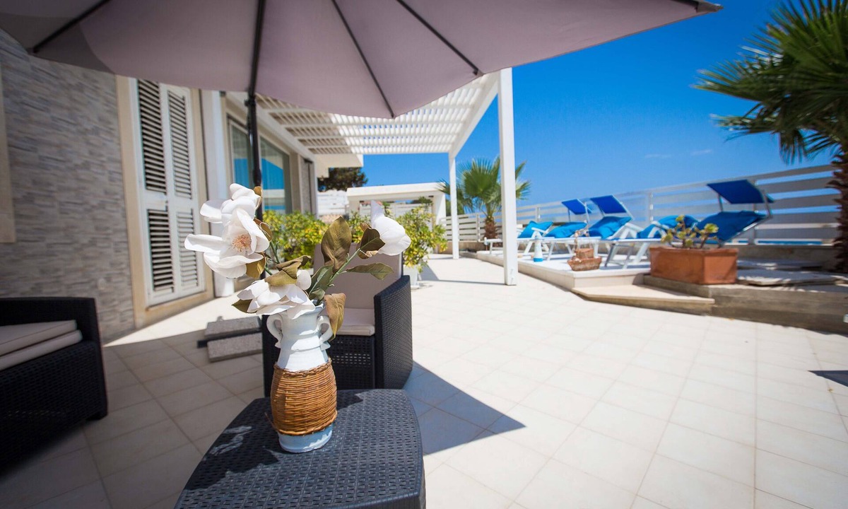 Punta Milocca Apartment | Villa Amateia Dafne seafront indep. apt. 2/4 people - Syracuse - Plemmirio Park