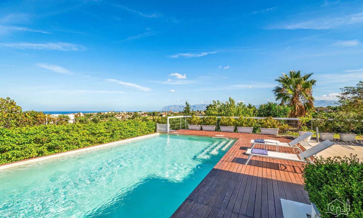 Alcamo Villa | Villa Ametista: Private Pool Holiday Home