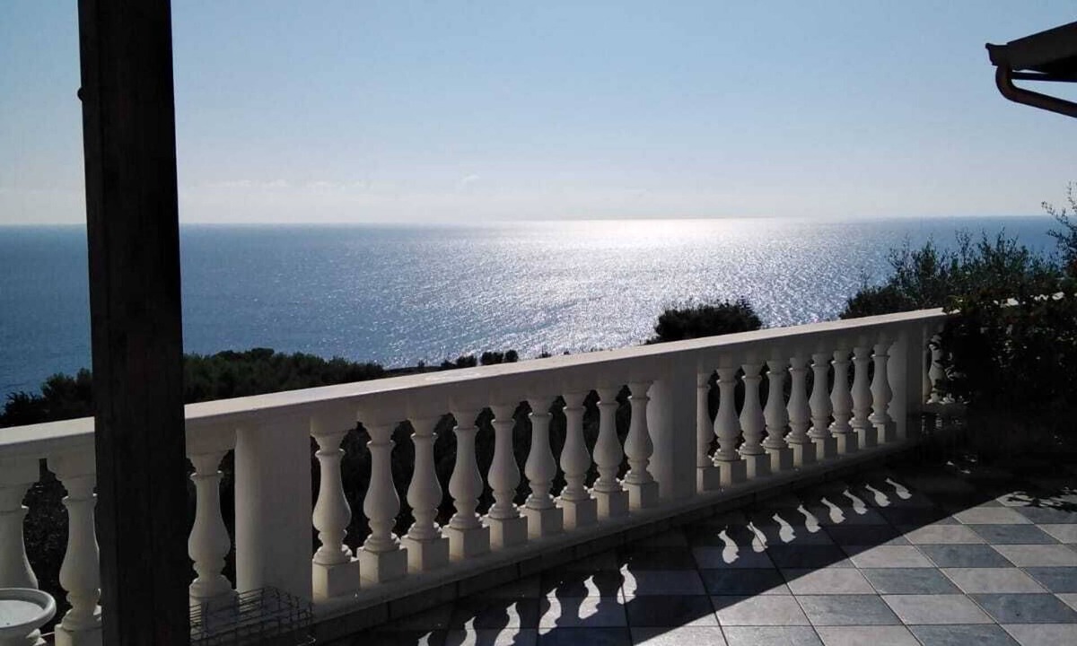 Marina di Andrano Villa | Villa Anna Marina in Andrano