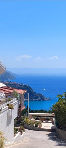 Ricadi Apartment | Villa Anna Maria