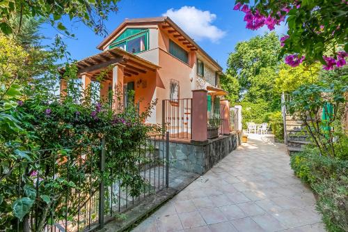 Ripa-Pozzi-Ponterosso Villa | Villa Aurora
