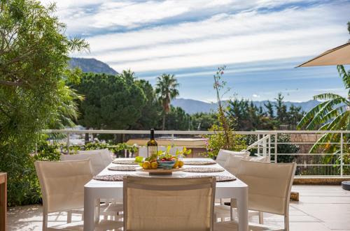 Mondello Apartment | Villa Balzan Mondello By DomuSicily