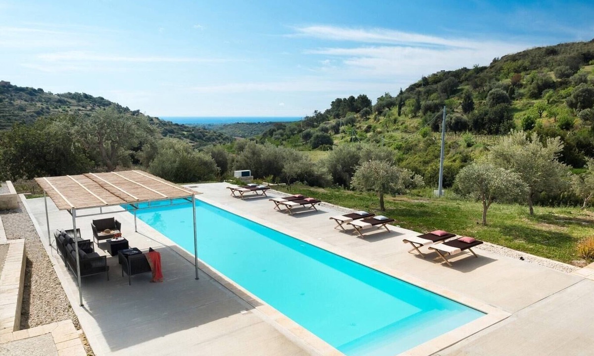 Avola Villa | Villa Bochini - Private villa with heated pool in Noto area