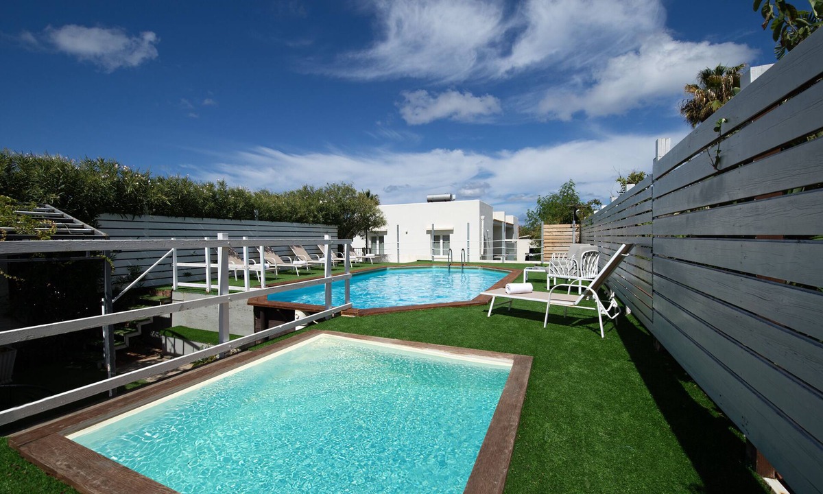San Vito Lo Capo Villa | Villa Charme, a Villa with Private Pool, Jacuzzi, Fitness Area and Cocktail Bar.