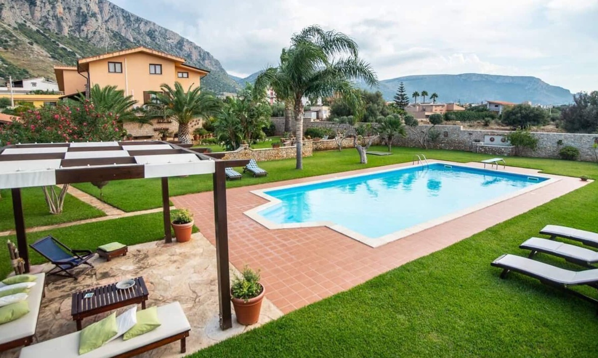 Cinisi Villa | Villa Cinisi