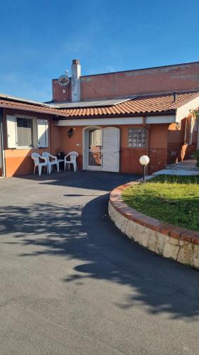 Villaggio del Pino-Le Ginestre House | Villa Cinzia