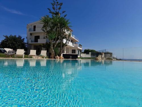 Syracuse House | Villa con Piscina Privata Fronte Mare - Isola Plemmirio