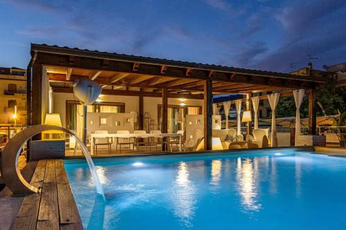 Recanati Apartment | Villa Cori with Private Pool near Taormina