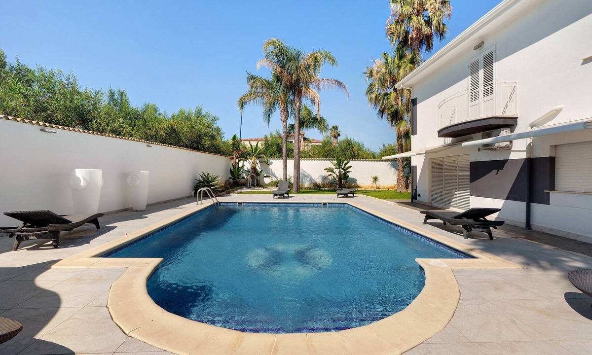 Partinico Villa | Villa Dalia with Pool: Mountain View, Wi-Fi, and Air Conditioning