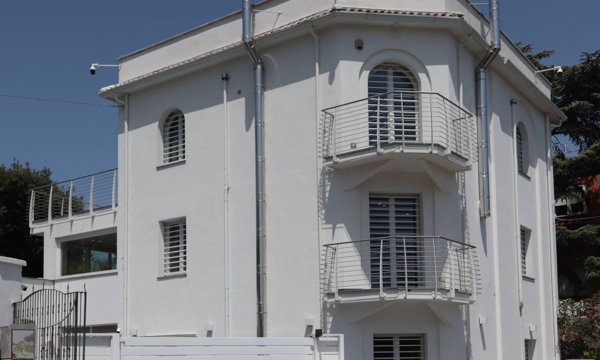 Naples Villa | Villa Dalila Luxury House