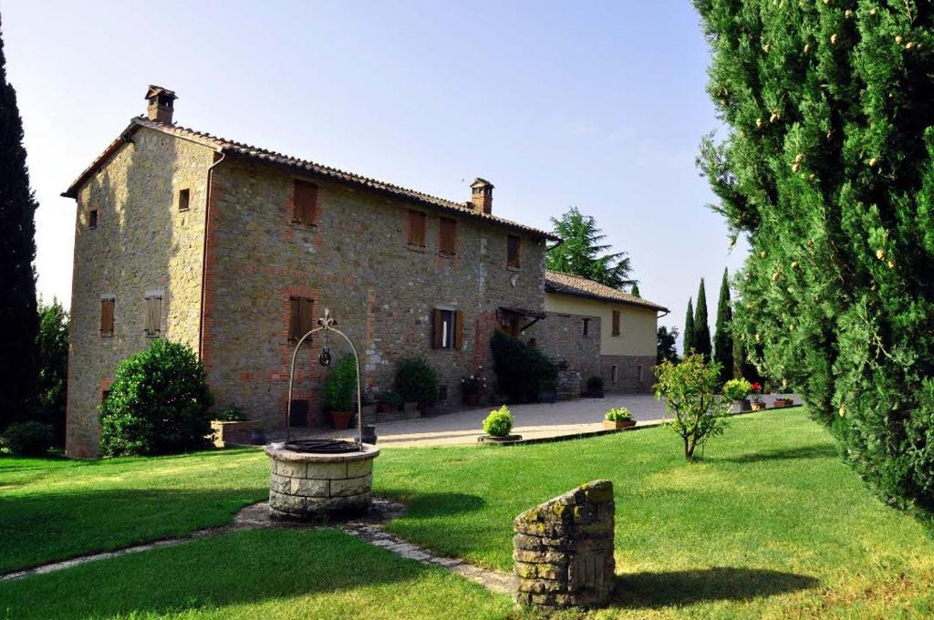 Agello Villa | Villa dei Cipressi, uncontaminated nature next to Lake Trasimeno