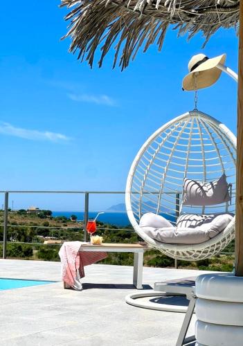 Marsala Bed & Breakfast | Villa Demirà - Boutique Rooms & Panoramic Pool